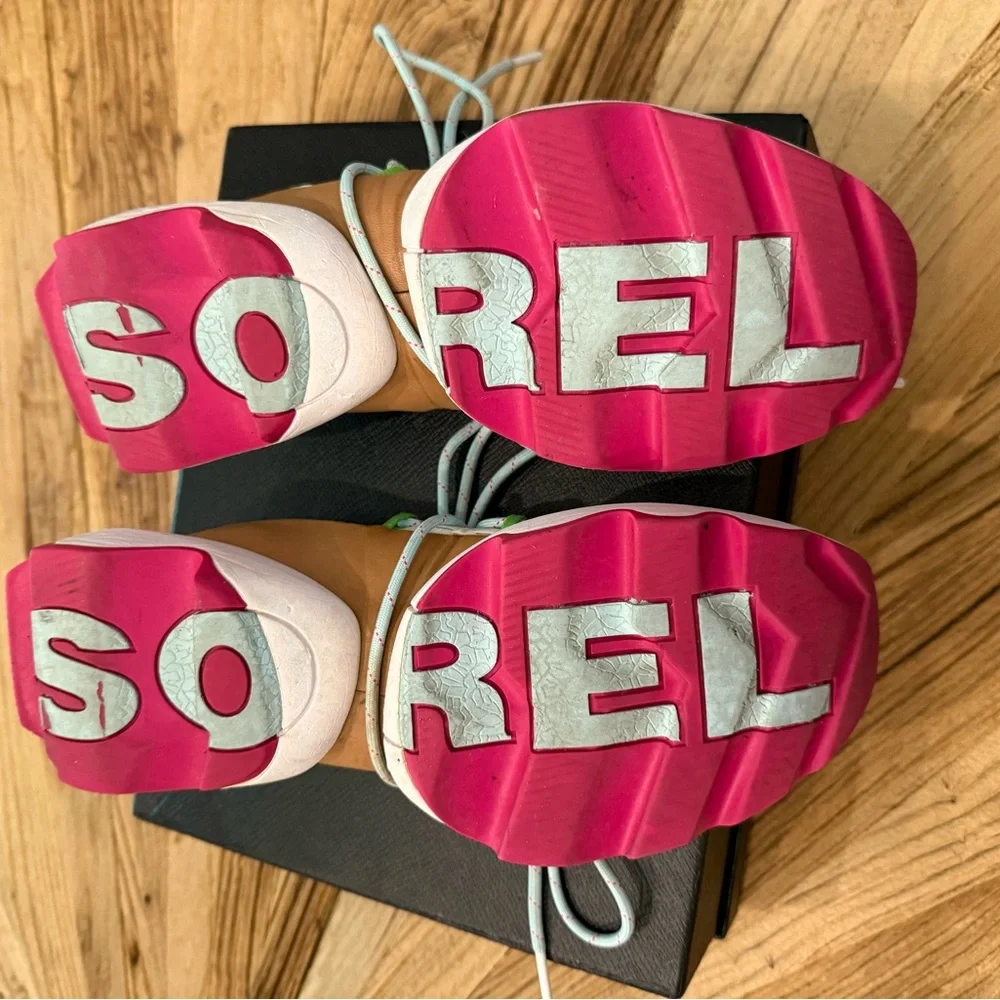 Sorel Women’s Kinetic Impact Sneakers‎ Size 8.5 NL4694-103